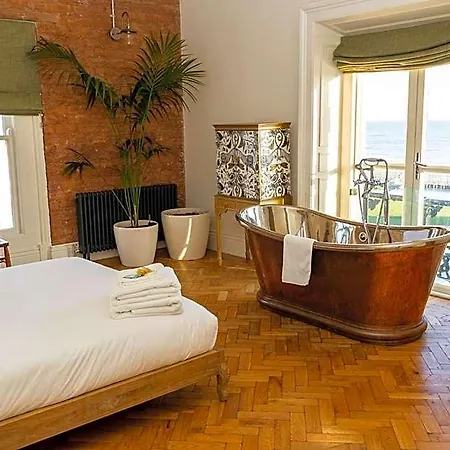 The Palm Hotel Bray
